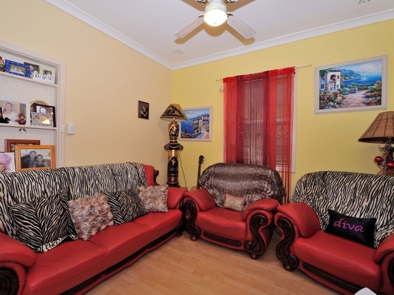 5 Steward Way, Orelia WA 6167