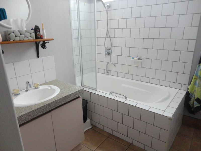 7/2 Pengilly Road, Orelia WA 6167