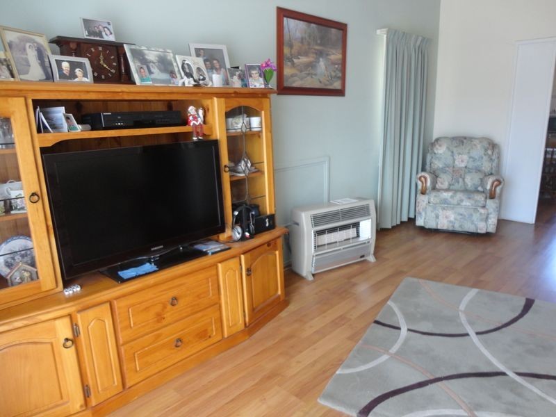 16 Crabtree Way, Medina WA 6167