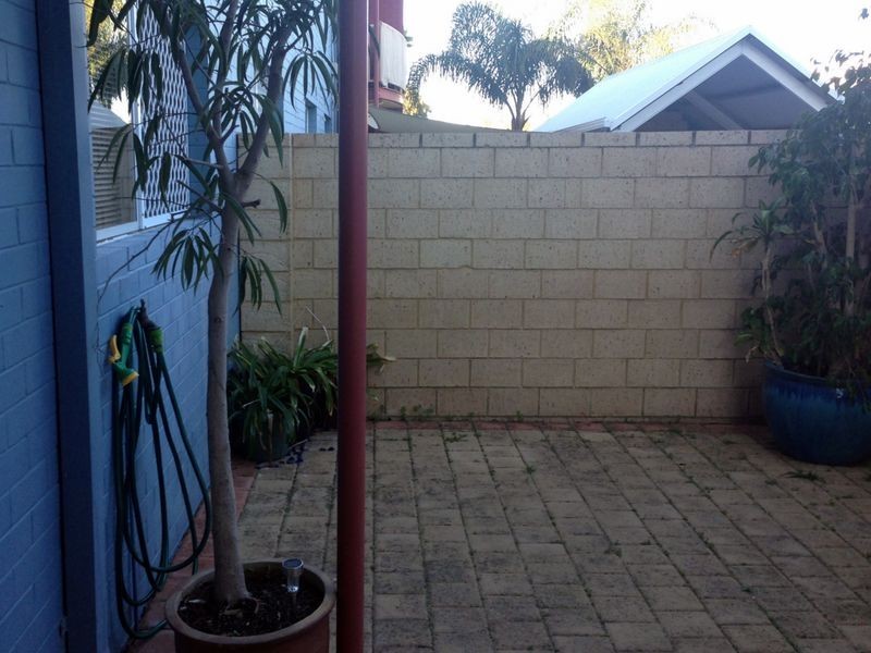 9/24 Morrit Way, Parmelia WA 6167