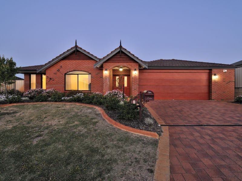 4 McCallum Parkway, Bertram WA 6167