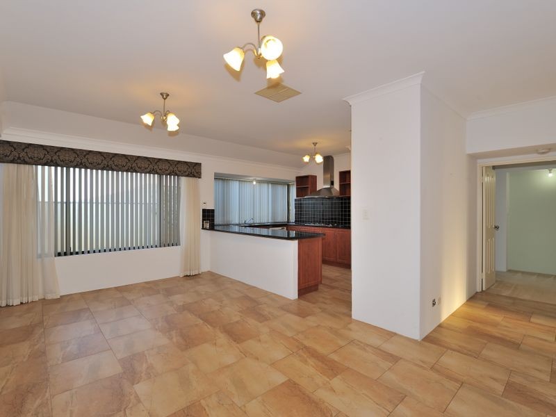4 McCallum Parkway, Bertram WA 6167
