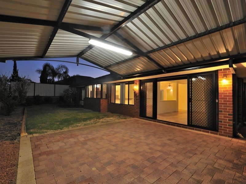 4 McCallum Parkway, Bertram WA 6167