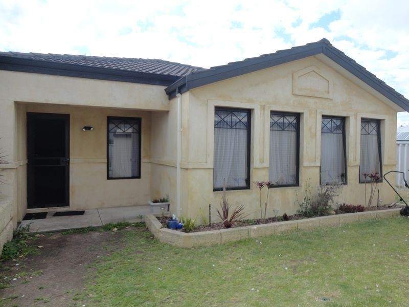 38 Rutherford Square, Orelia WA 6167