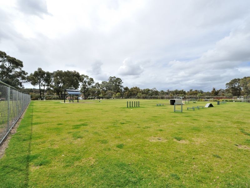 7 Maycock Place, Orelia WA 6167