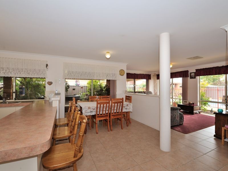 3 Lincoln Mews, Orelia WA 6167