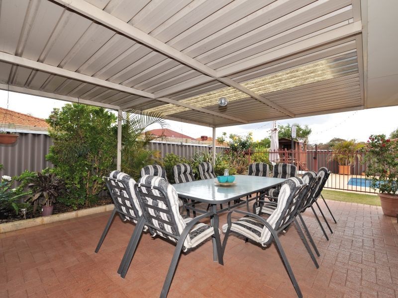3 Lincoln Mews, Orelia WA 6167