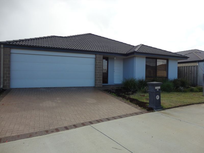35 Gemstone Parade, Wellard WA 6170