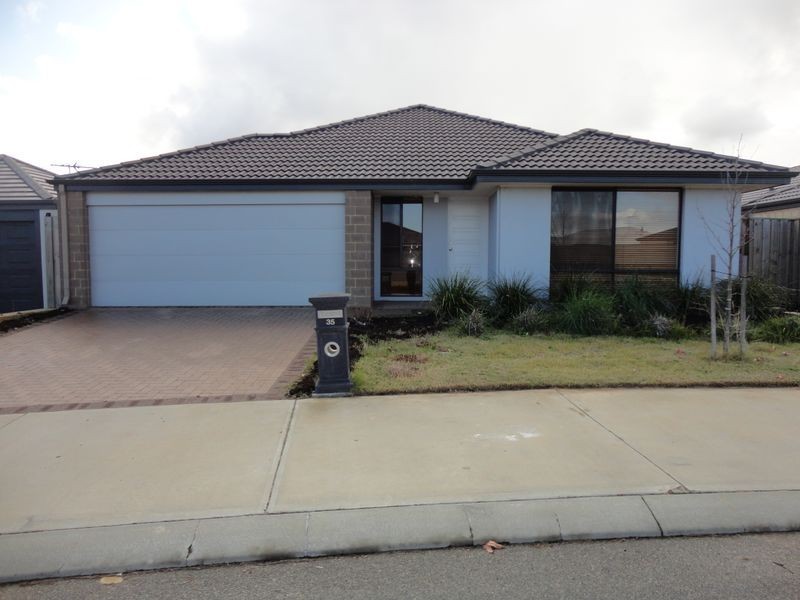 35 Gemstone Parade, Wellard WA 6170