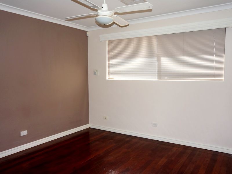 8 Bingham Drive, Success WA 6164