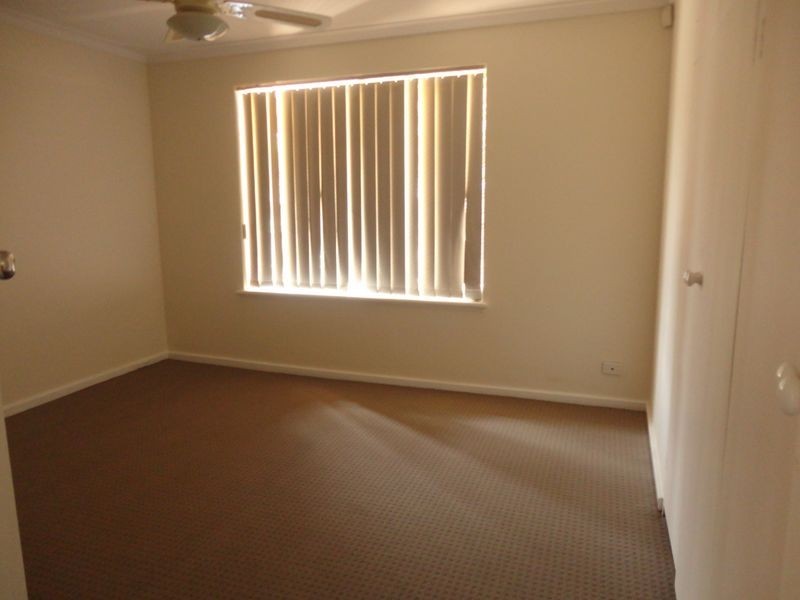 21 Sulphur Road, Orelia WA 6167