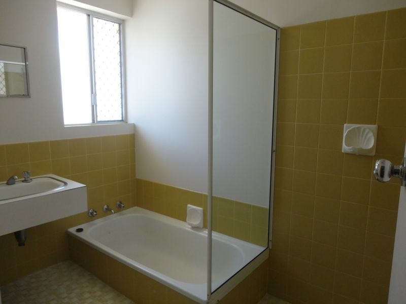 21 Sulphur Road, Orelia WA 6167