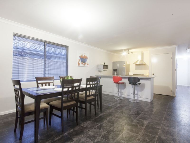 37 Dewsbury Drive, Bertram WA 6167