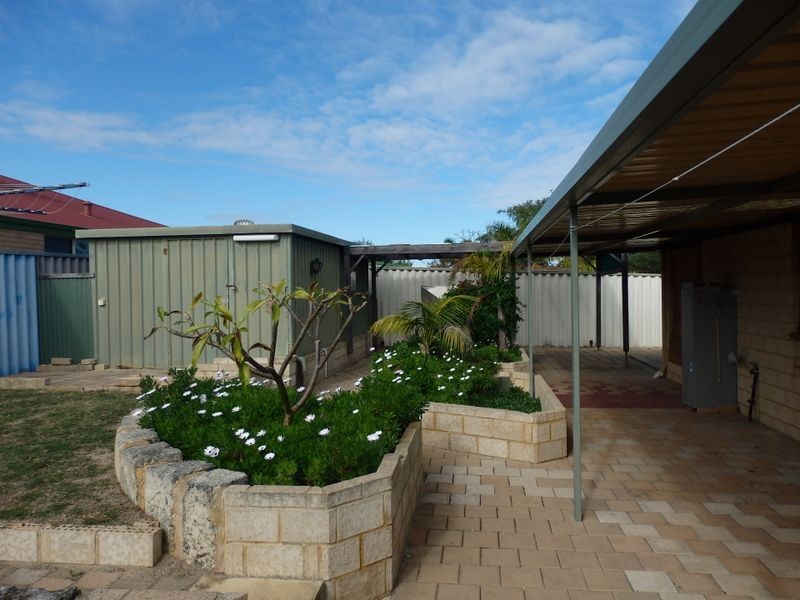 1 Mackerel Close, Warnbro WA 6169