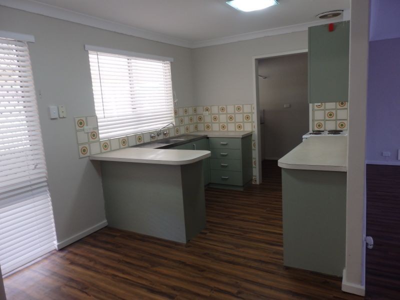 77 Calista Avenue, Calista WA 6167