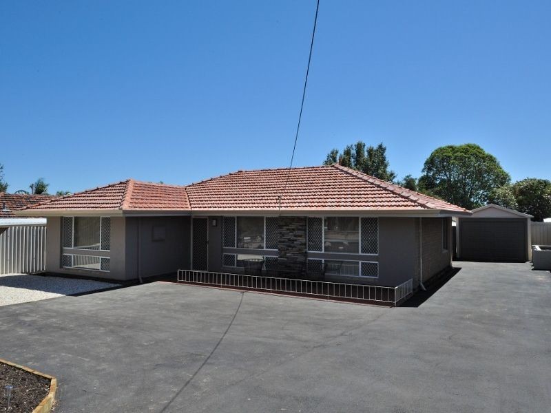 11 Morrit Way, Parmelia WA 6167