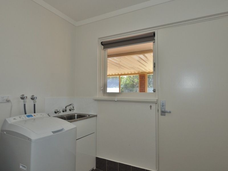 11 Morrit Way, Parmelia WA 6167
