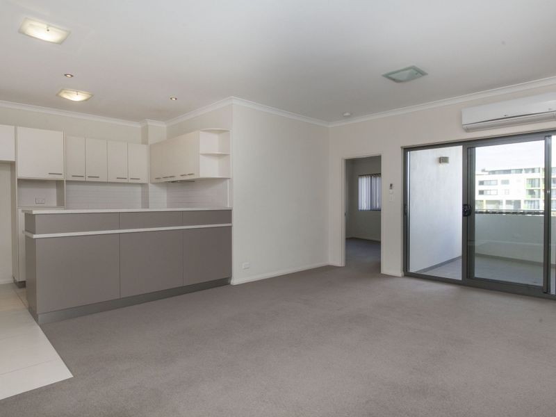 16/19 Junction Boulevard, Atwell WA 6164