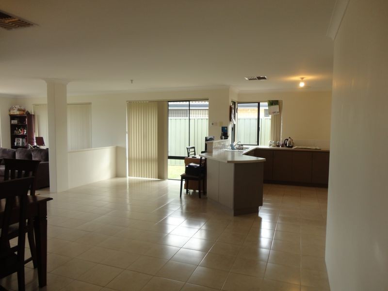 1 Eton Court, Parmelia WA 6167