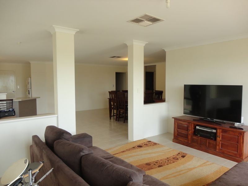 1 Eton Court, Parmelia WA 6167