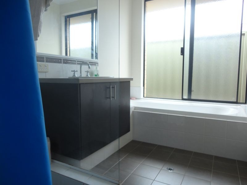 1 Eton Court, Parmelia WA 6167