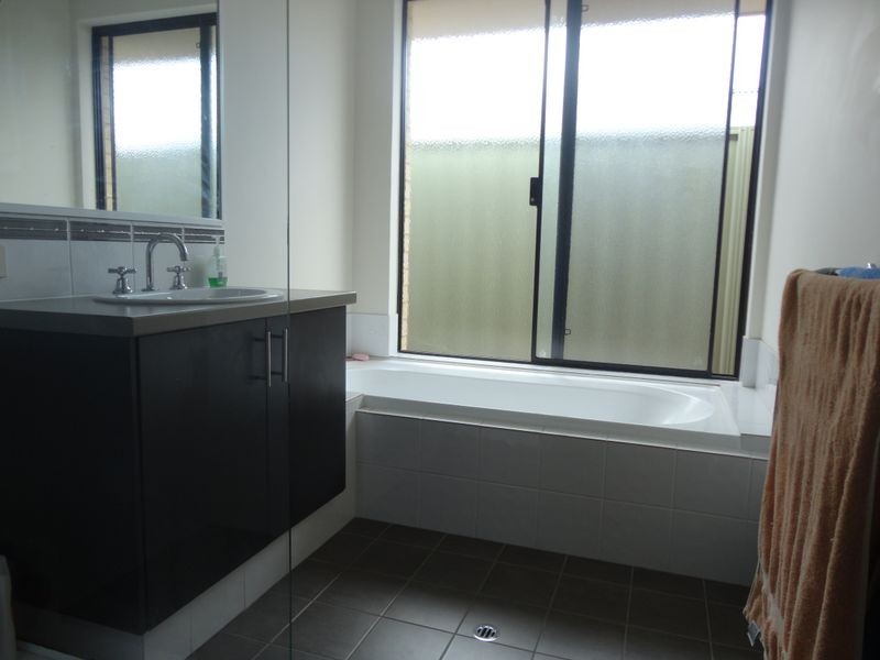 1 Eton Court, Parmelia WA 6167