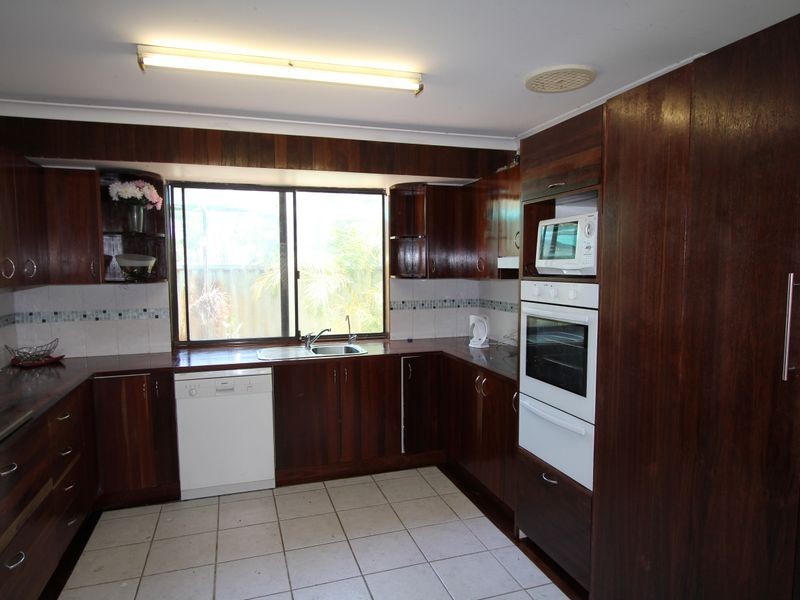 6 Cromer Gardens, Parmelia WA 6167