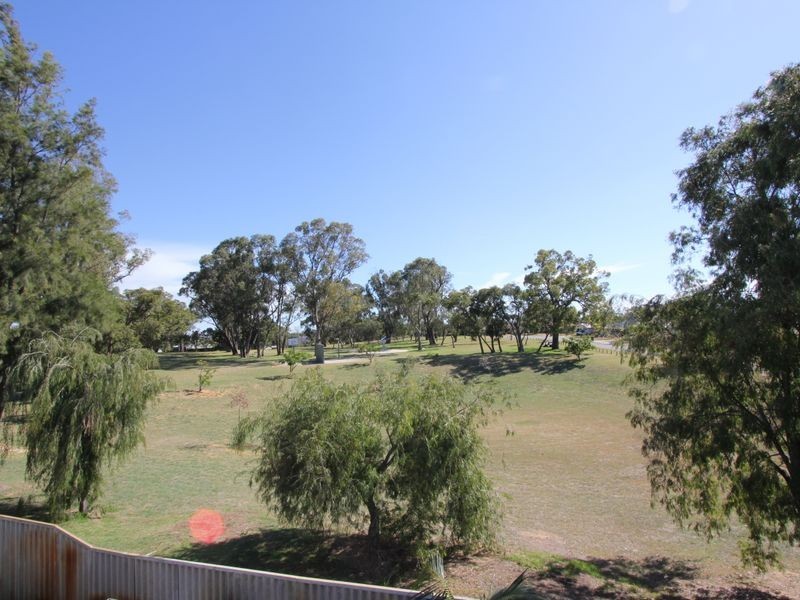 6 Cromer Gardens, Parmelia WA 6167