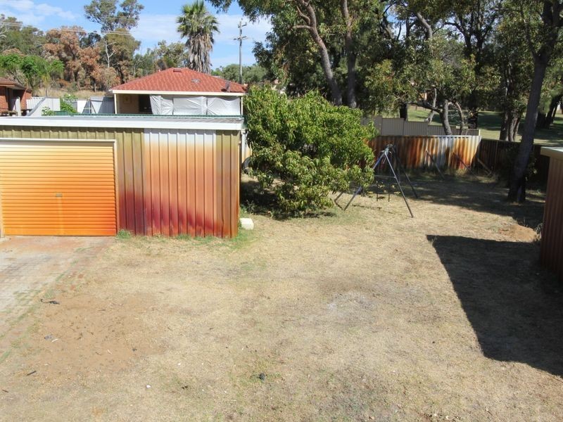 6 Cromer Gardens, Parmelia WA 6167