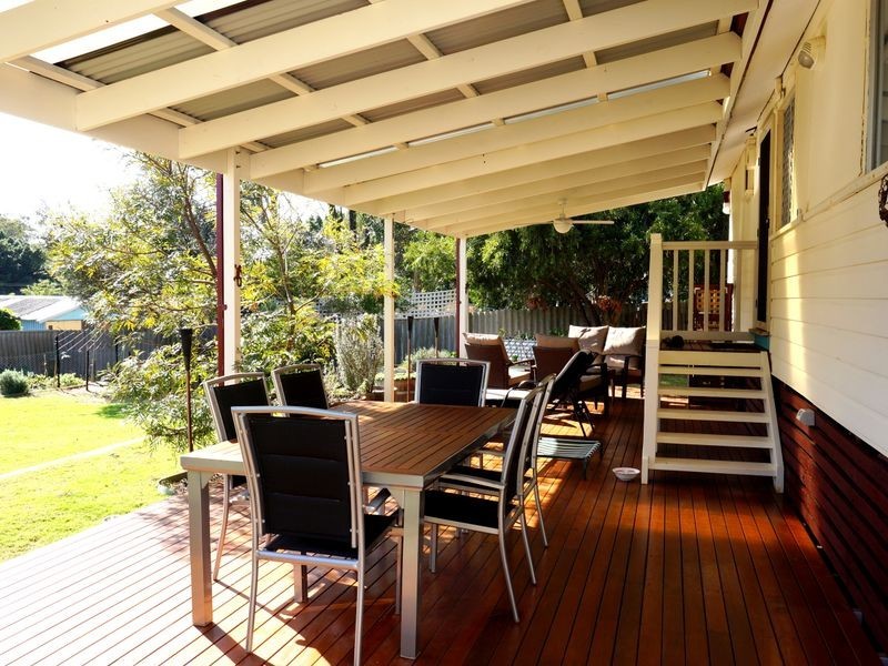 8 Munday Way, Medina WA 6167