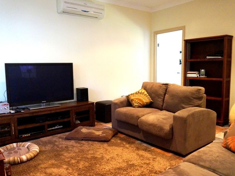 8 Munday Way, Medina WA 6167