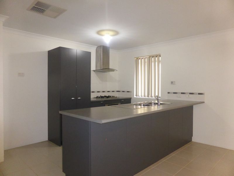 24 Datchet Turn, Bertram WA 6167