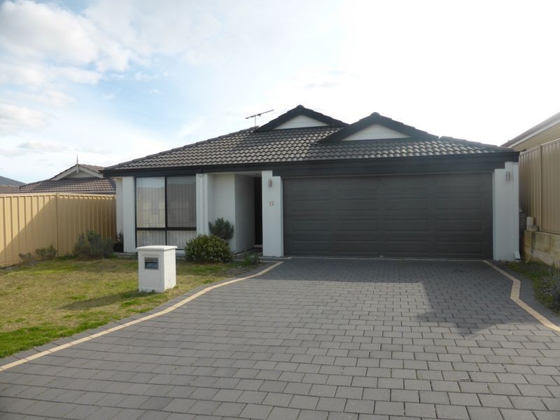 13 Stratford Road, Bertram WA 6167