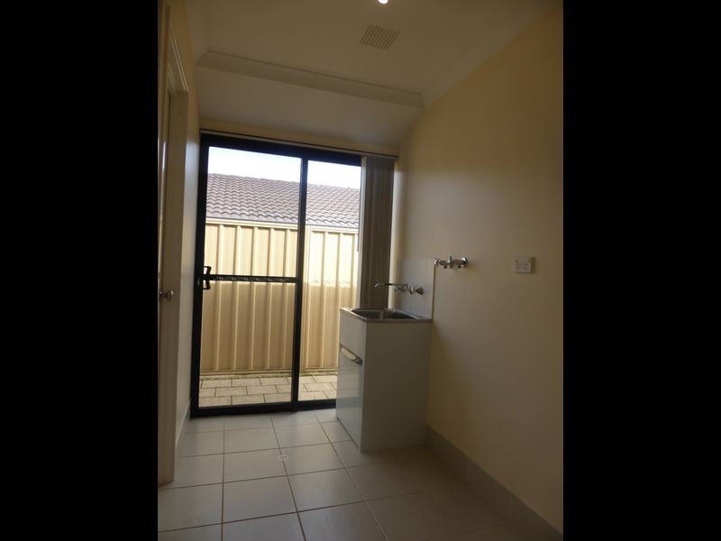 13 Stratford Road, Bertram WA 6167