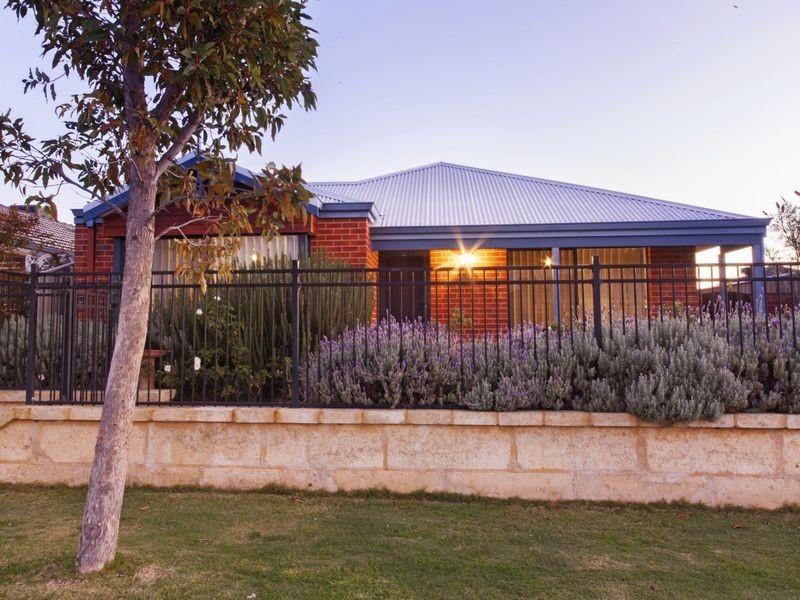 10 Oatlands Vista, Wellard WA 6170