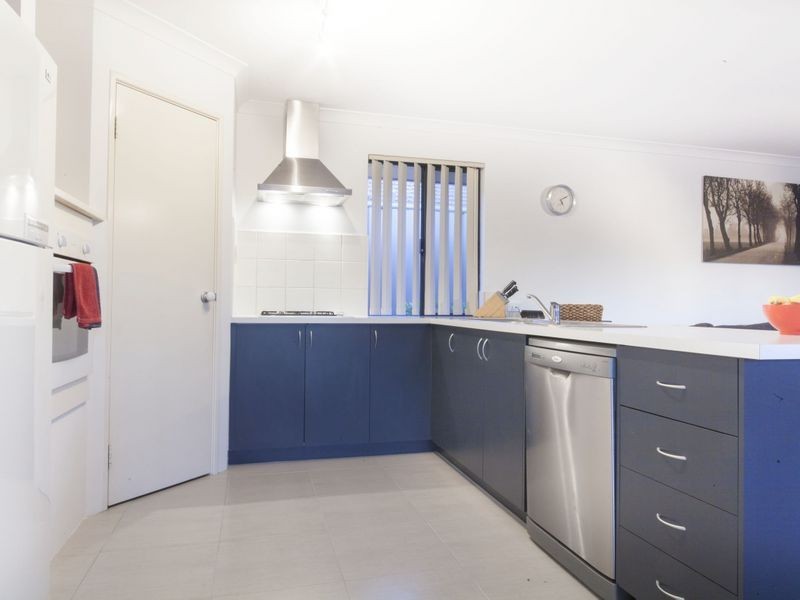 10 Oatlands Vista, Wellard WA 6170