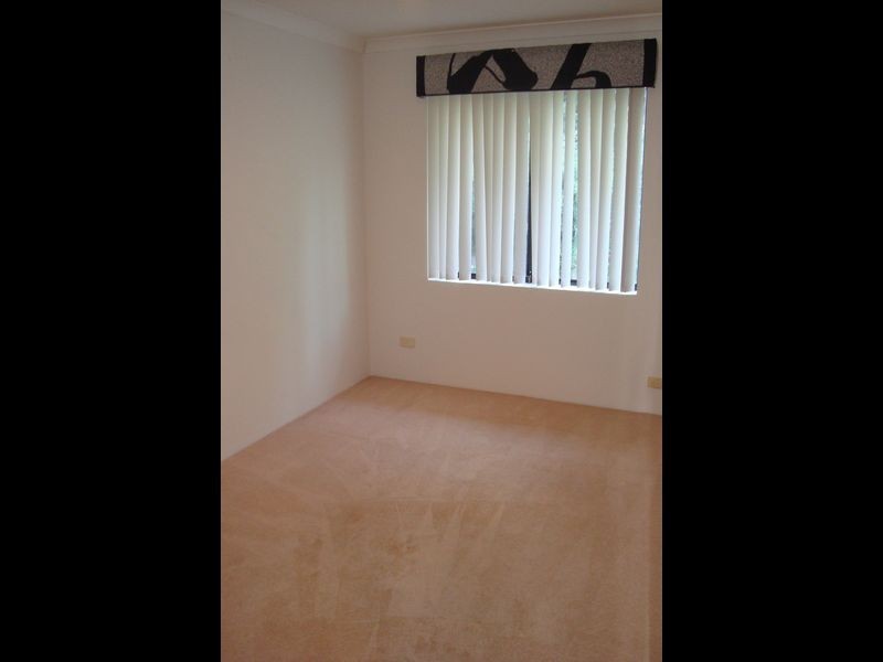 24 Nottingham Parkway, Orelia WA 6167