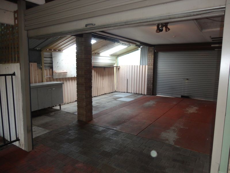 46 Kemmish Ave, Parmelia WA 6167