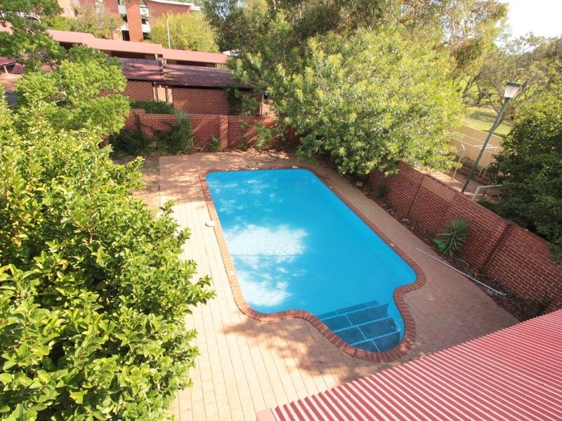 3/14 Canham Way, Orelia WA 6167