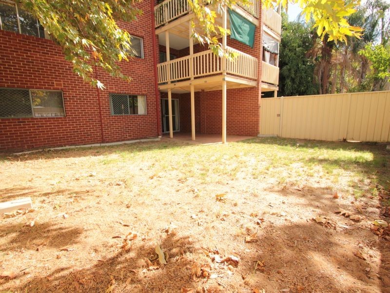 3/14 Canham Way, Orelia WA 6167