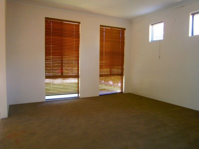 65 Henley Boulevard, Wellard WA 6170