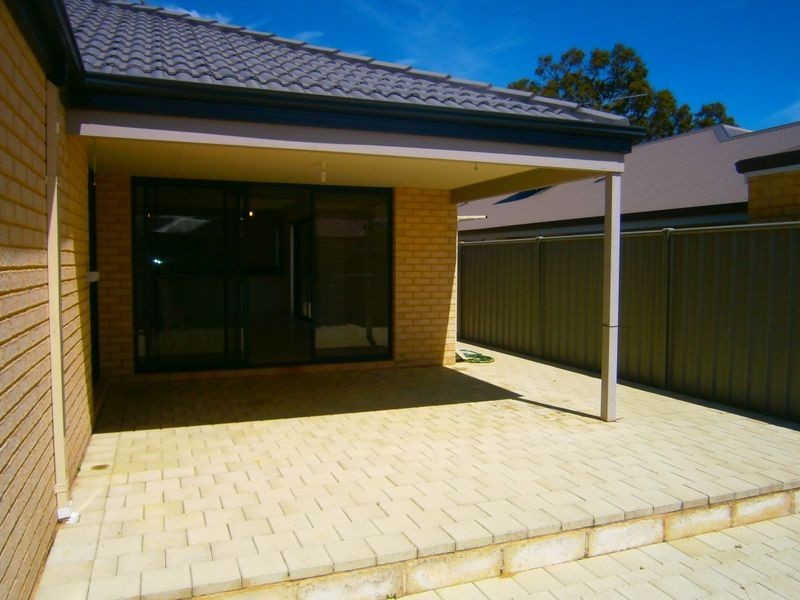 65 Henley Boulevard, Wellard WA 6170