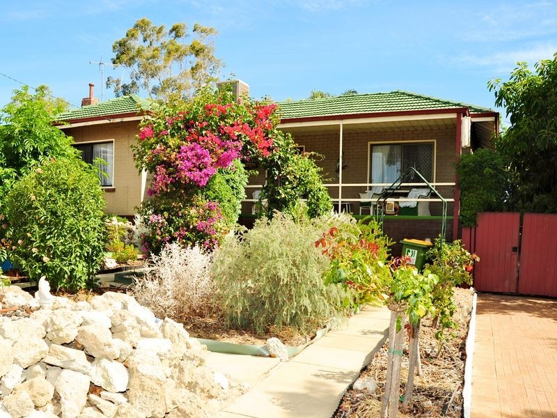 41 Hubbard Way, Medina WA 6167