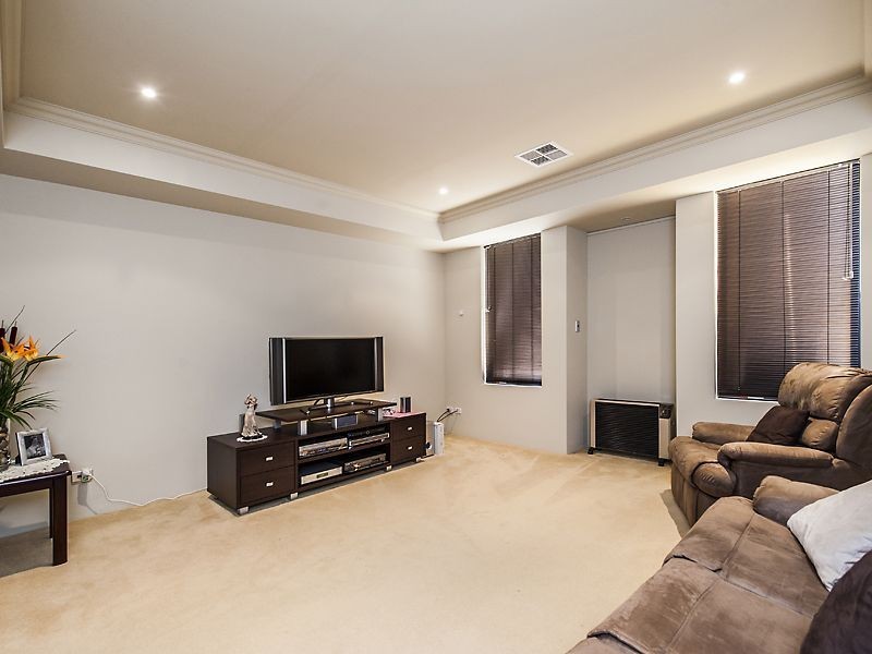 21 McCallum Parkway, Bertram WA 6167