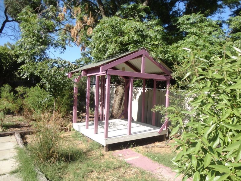 15 Hoyle Road, Medina WA 6167