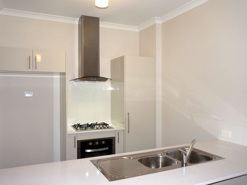 25 Welton Road, Wellard WA 6170