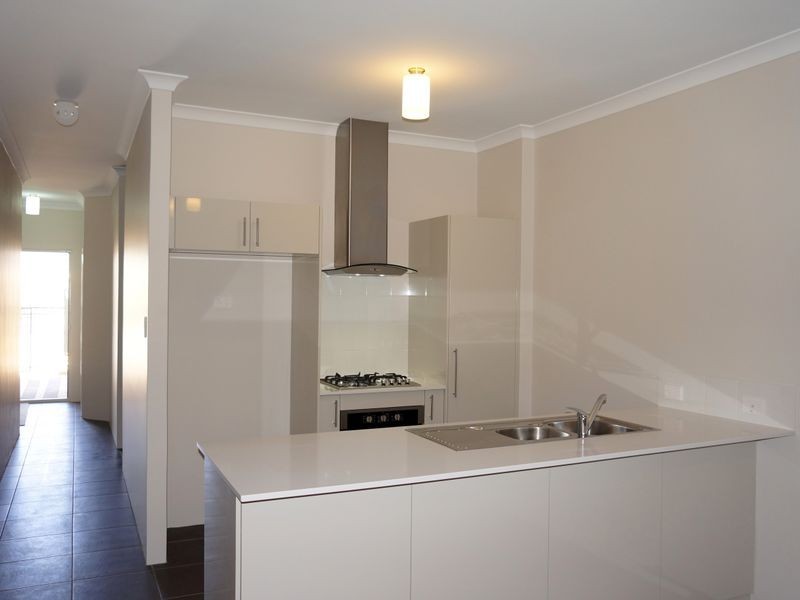 25 Welton Road, Wellard WA 6170