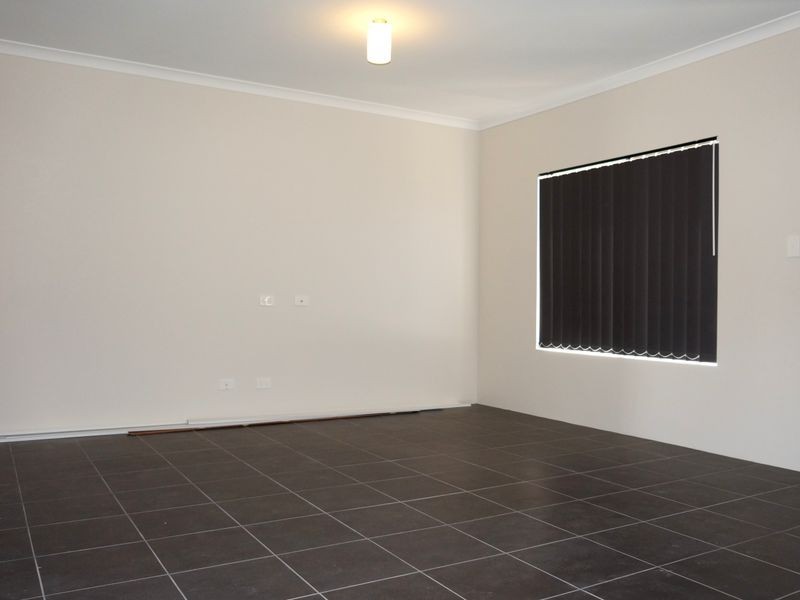 25 Welton Road, Wellard WA 6170