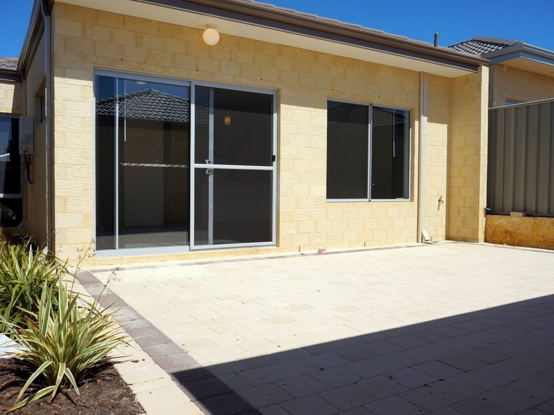 25 Welton Road, Wellard WA 6170