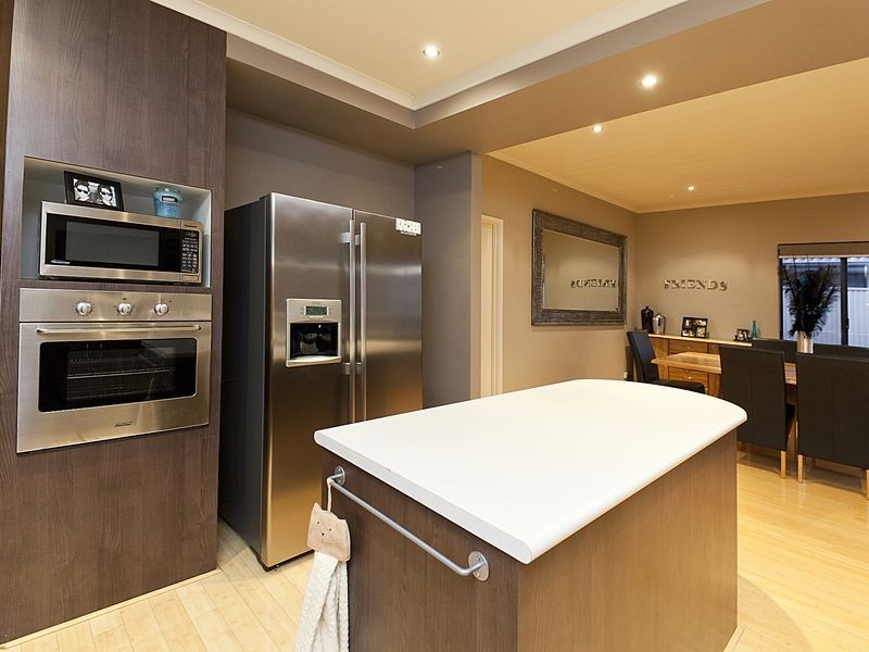 9 Ameer Cres, Bertram WA 6167